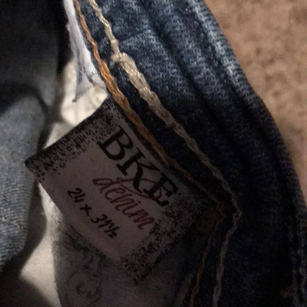 Jeans - Picture 4 of 4